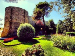 Una torre del Castello Normanno - Villa di Ariano Irpino